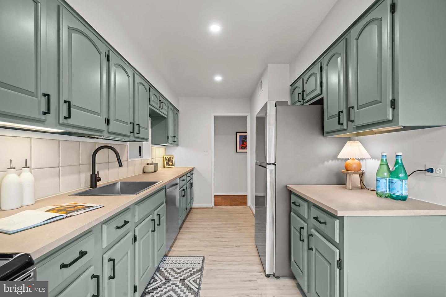 1001 26TH ST NW #308, WASHINGTON, District Of Columbia 20037, 2 Bedrooms Bedrooms, ,2 BathroomsBathrooms,Residential,For sale,1001 26TH ST NW #308,DCDC2216196 MLS # DCDC2216196