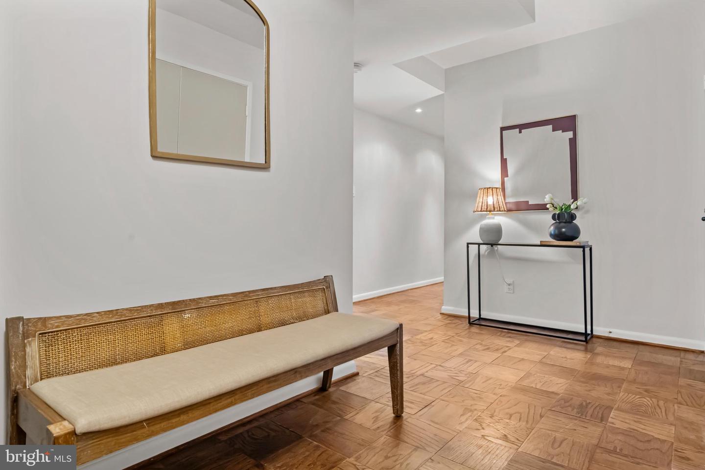 1001 26TH ST NW #308, WASHINGTON, District Of Columbia 20037, 2 Bedrooms Bedrooms, ,2 BathroomsBathrooms,Residential,For sale,1001 26TH ST NW #308,DCDC2216196 MLS # DCDC2216196
