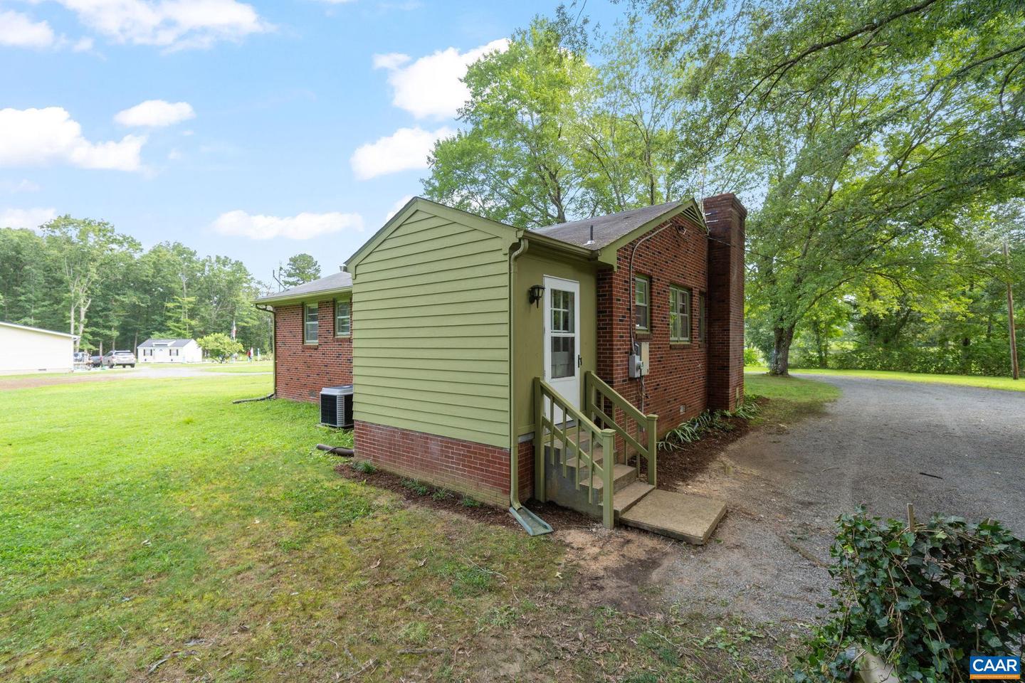 7714 BLENHEIM RD, SCOTTSVILLE, Virginia 24590, 3 Bedrooms Bedrooms, ,1 BathroomBathrooms,Residential,For sale,7714 BLENHEIM RD,668086 MLS # 668086