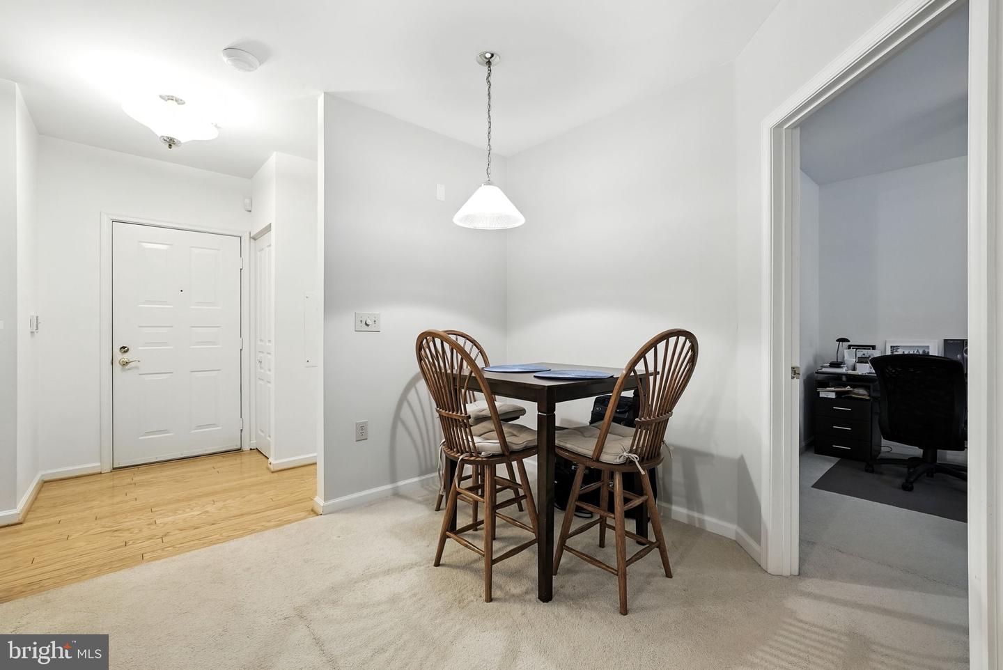 2204 WESTCOURT LN #109, HERNDON, Virginia 20170, 1 Bedroom Bedrooms, ,1 BathroomBathrooms,Residential,For sale,2204 WESTCOURT LN #109,VAFX2262630 MLS # VAFX2262630