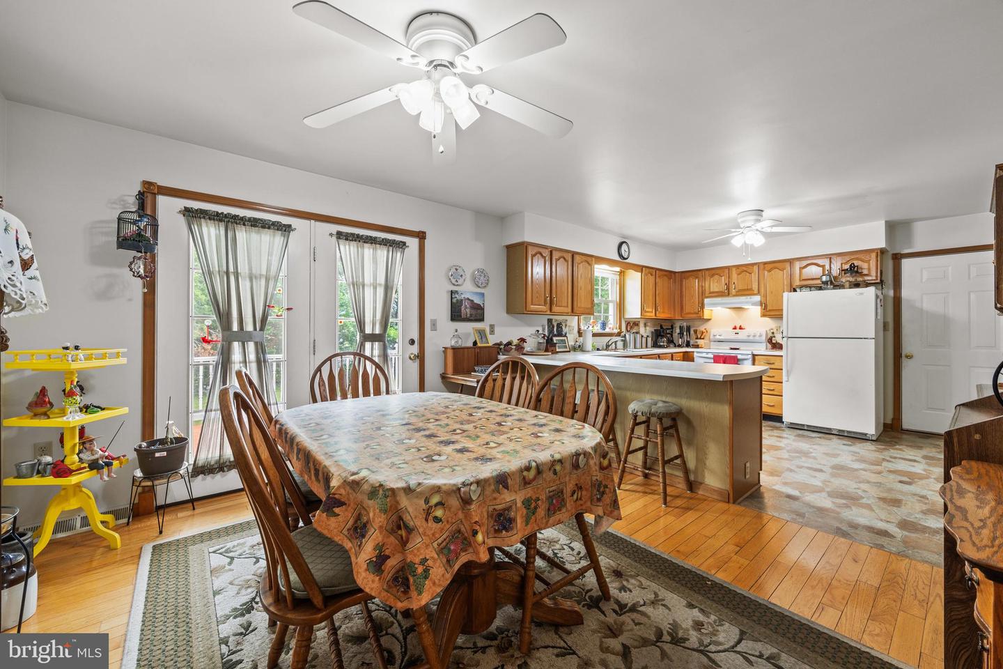 1225 OX RD, WOODSTOCK, Virginia 22664, 3 Bedrooms Bedrooms, ,2 BathroomsBathrooms,Residential,For sale,1225 OX RD,VASH2012302 MLS # VASH2012302