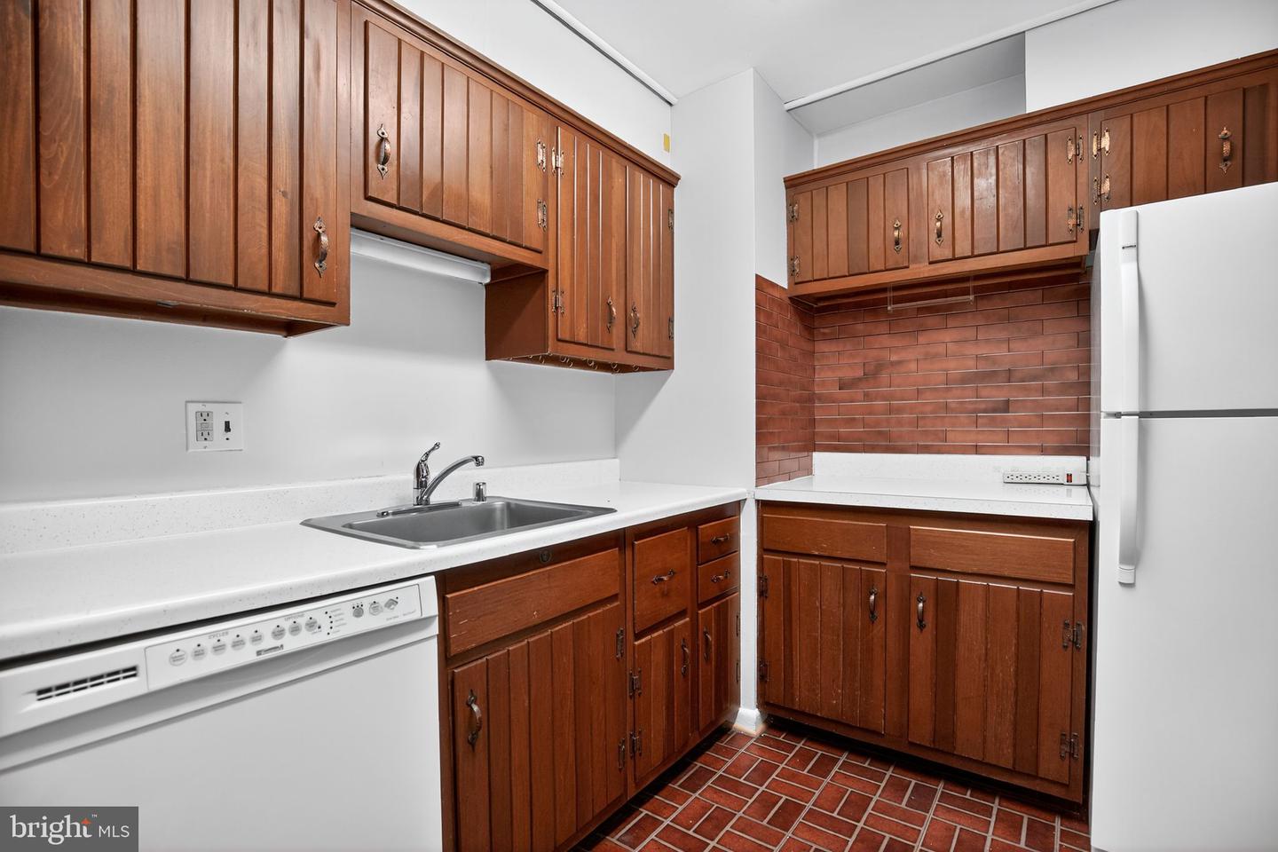 1704 COOL SPRING DR, ALEXANDRIA, Virginia 22308, 5 Bedrooms Bedrooms, ,2 BathroomsBathrooms,Residential,For sale,1704 COOL SPRING DR,VAFX2262740 MLS # VAFX2262740