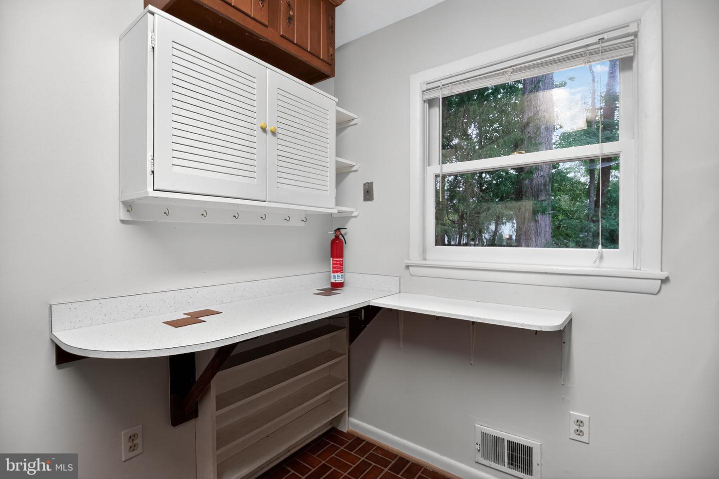 1704 COOL SPRING DR, ALEXANDRIA, Virginia 22308, 5 Bedrooms Bedrooms, ,2 BathroomsBathrooms,Residential,For sale,1704 COOL SPRING DR,VAFX2262740 MLS # VAFX2262740