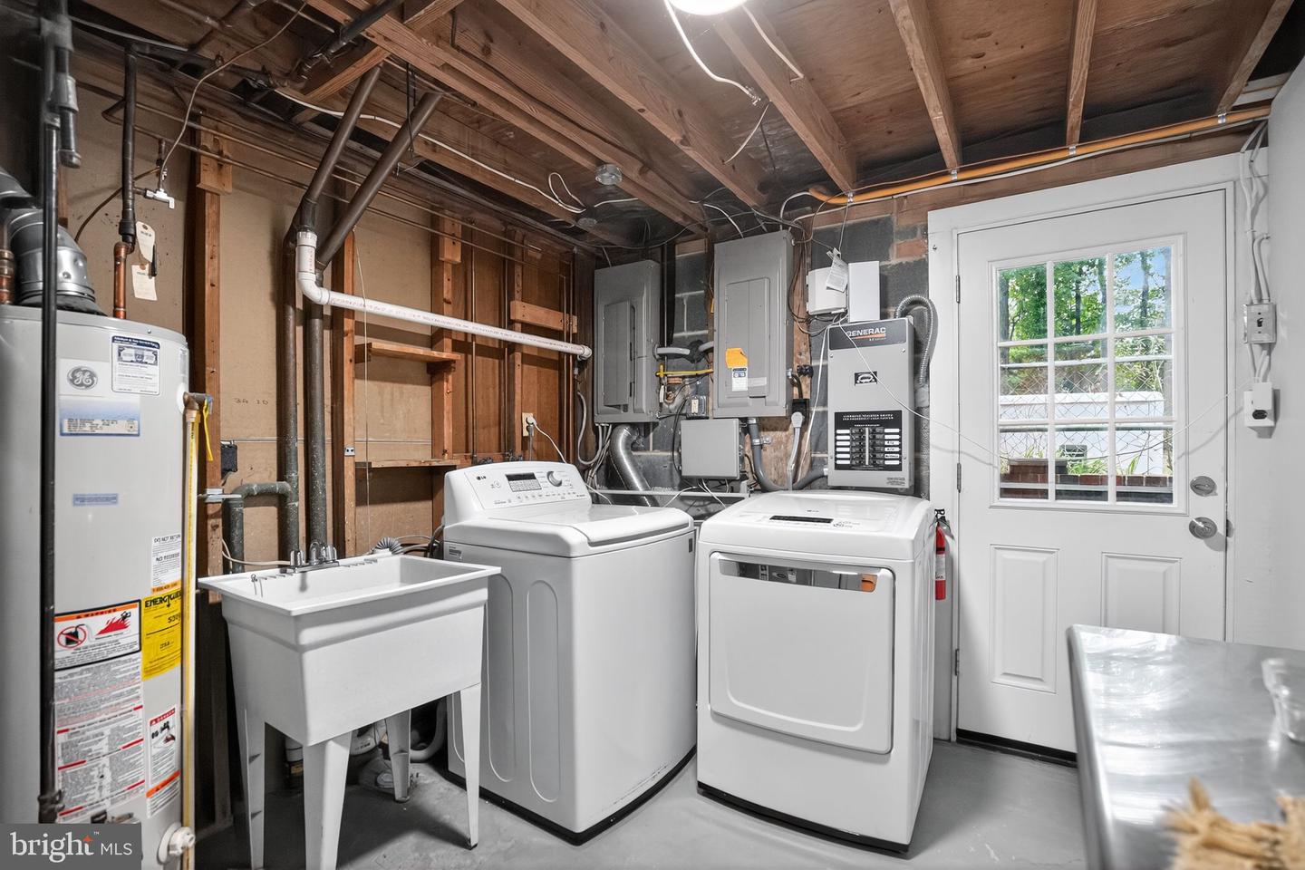 1704 COOL SPRING DR, ALEXANDRIA, Virginia 22308, 5 Bedrooms Bedrooms, ,2 BathroomsBathrooms,Residential,For sale,1704 COOL SPRING DR,VAFX2262740 MLS # VAFX2262740