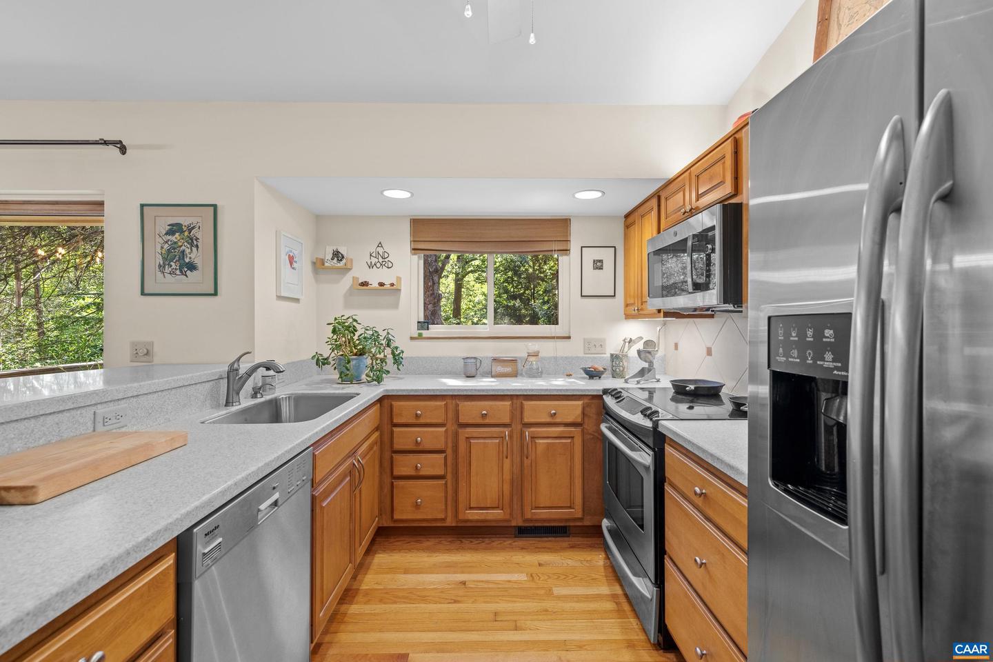 213 TURKEY RIDGE RD, CHARLOTTESVILLE, Virginia 22903, 3 Bedrooms Bedrooms, ,2 BathroomsBathrooms,Residential,For sale,213 TURKEY RIDGE RD,668114 MLS # 668114