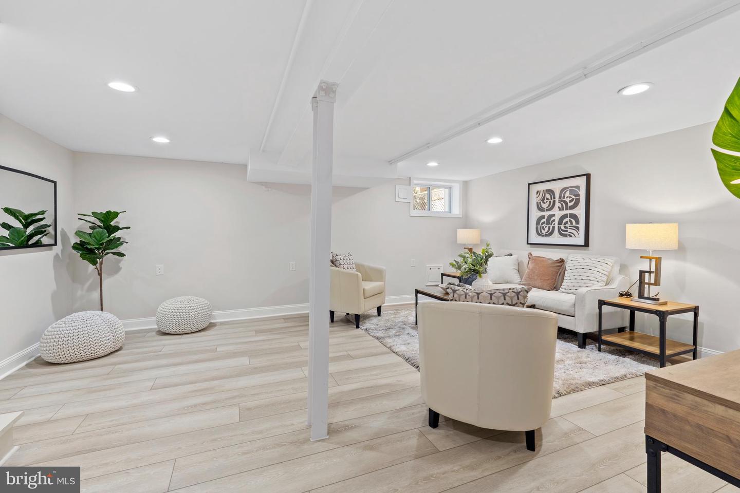 127 ROCK CREEK CHURCH RD NW, WASHINGTON, District Of Columbia 20011, 4 Bedrooms Bedrooms, ,2 BathroomsBathrooms,Residential,For sale,127 ROCK CREEK CHURCH RD NW,DCDC2216308 MLS # DCDC2216308