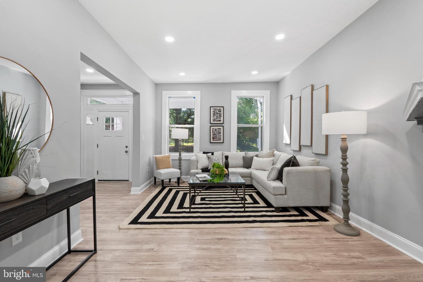 127 ROCK CREEK CHURCH RD NW, WASHINGTON, District Of Columbia 20011, 4 Bedrooms Bedrooms, ,2 BathroomsBathrooms,Residential,For sale,127 ROCK CREEK CHURCH RD NW,DCDC2216308 MLS # DCDC2216308