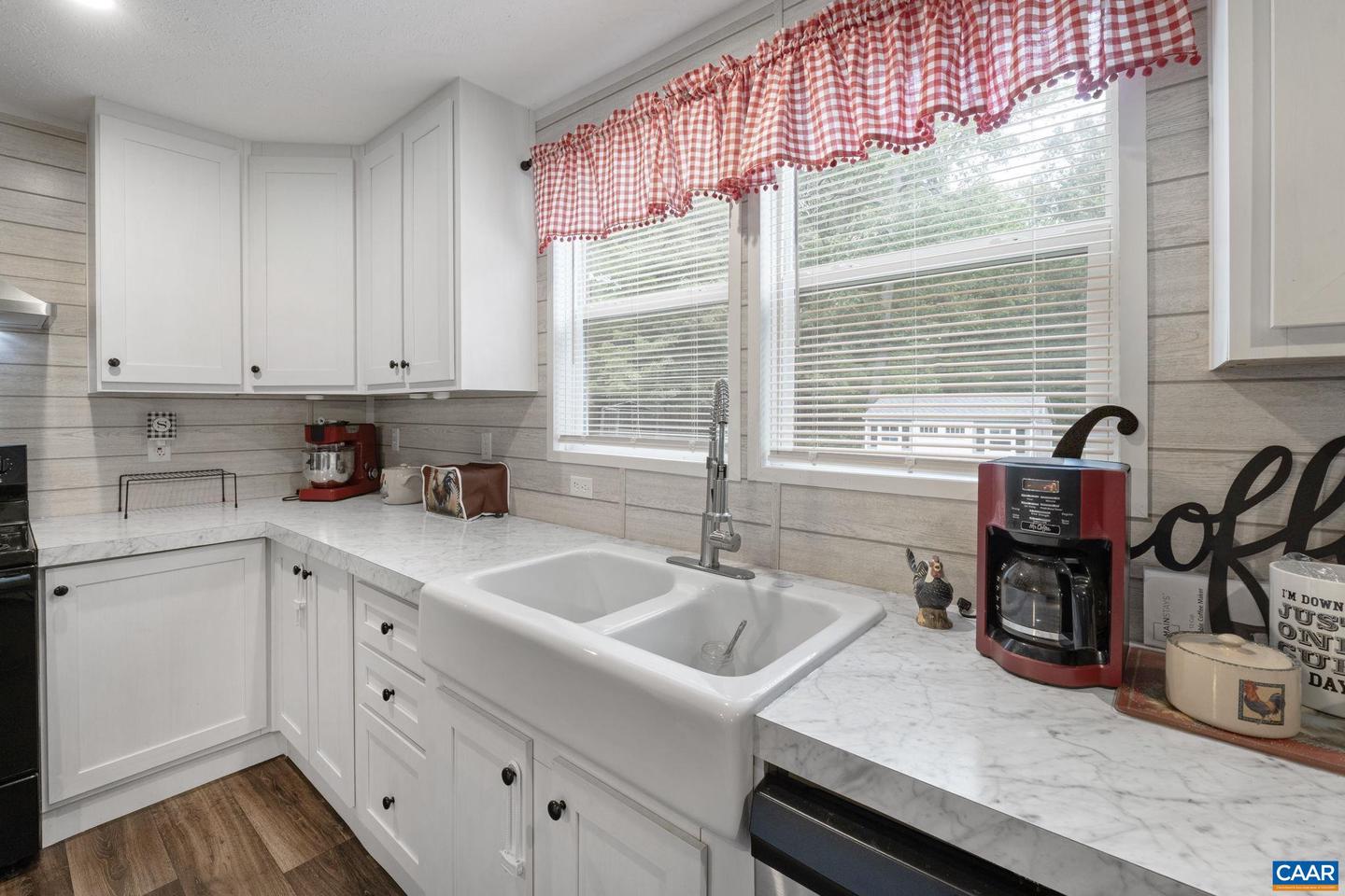864 ROCK LN, SCOTTSVILLE, Virginia 24590, 3 Bedrooms Bedrooms, ,2 BathroomsBathrooms,Residential,For sale,864 ROCK LN,668120 MLS # 668120
