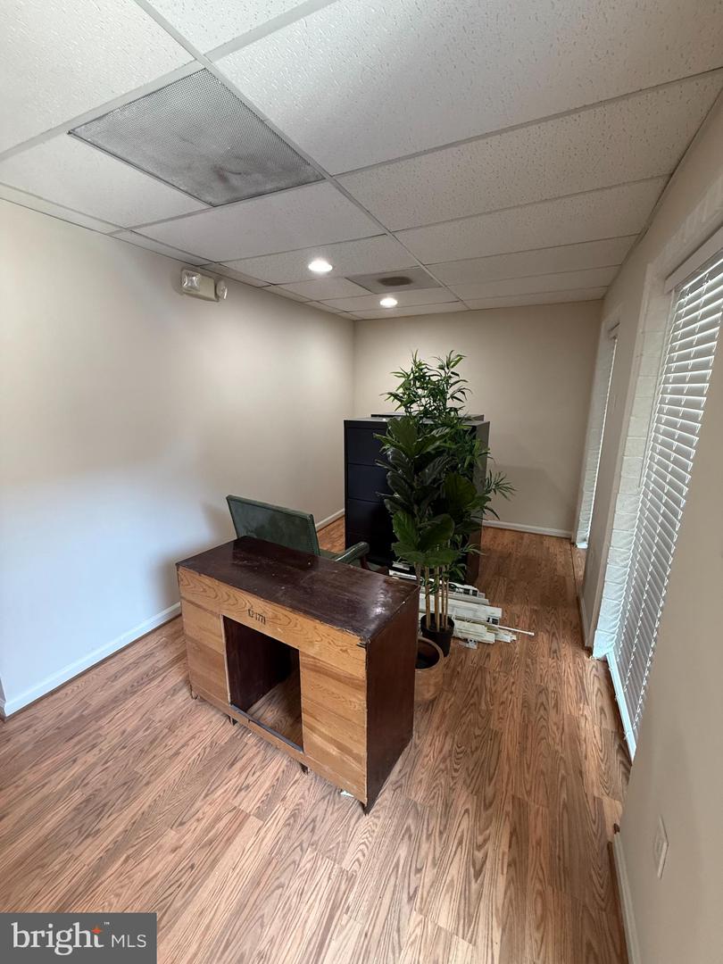 6116 ROLLING RD #216, SPRINGFIELD, Virginia 22152, ,Land,For sale,6116 ROLLING RD #216,VAFX2260234 MLS # VAFX2260234