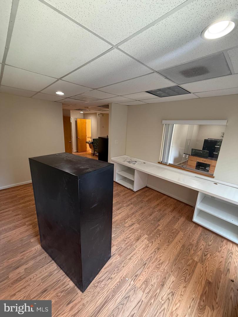 6116 ROLLING RD #216, SPRINGFIELD, Virginia 22152, ,Land,For sale,6116 ROLLING RD #216,VAFX2260234 MLS # VAFX2260234