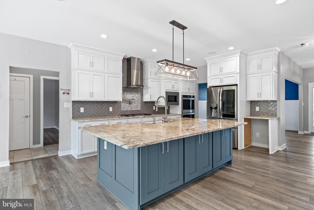 11220 MUNGO MEADOW RD, FREDERICKSBURG, Virginia 22407, 6 Bedrooms Bedrooms, ,5 BathroomsBathrooms,Residential,11220 MUNGO MEADOW RD,VASP2034358 MLS # VASP2034358