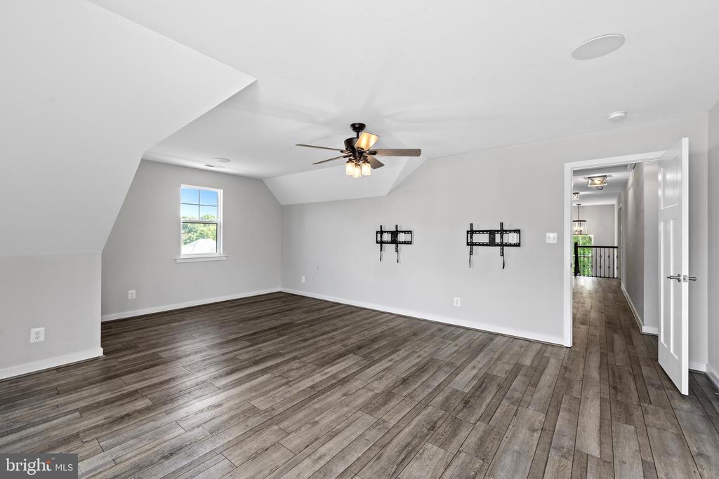 11220 MUNGO MEADOW RD, FREDERICKSBURG, Virginia 22407, 6 Bedrooms Bedrooms, ,5 BathroomsBathrooms,Residential,11220 MUNGO MEADOW RD,VASP2034358 MLS # VASP2034358