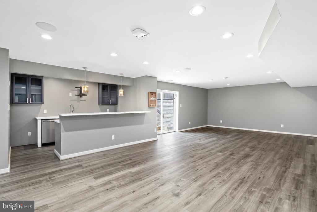 11220 MUNGO MEADOW RD, FREDERICKSBURG, Virginia 22407, 6 Bedrooms Bedrooms, ,5 BathroomsBathrooms,Residential,11220 MUNGO MEADOW RD,VASP2034358 MLS # VASP2034358