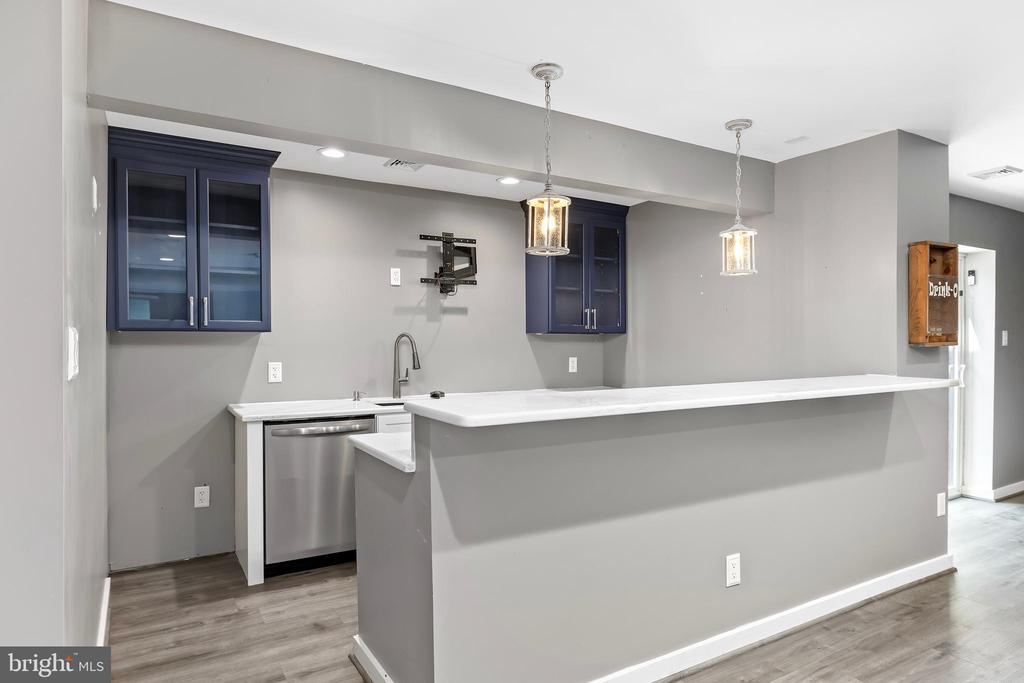 11220 MUNGO MEADOW RD, FREDERICKSBURG, Virginia 22407, 6 Bedrooms Bedrooms, ,5 BathroomsBathrooms,Residential,11220 MUNGO MEADOW RD,VASP2034358 MLS # VASP2034358