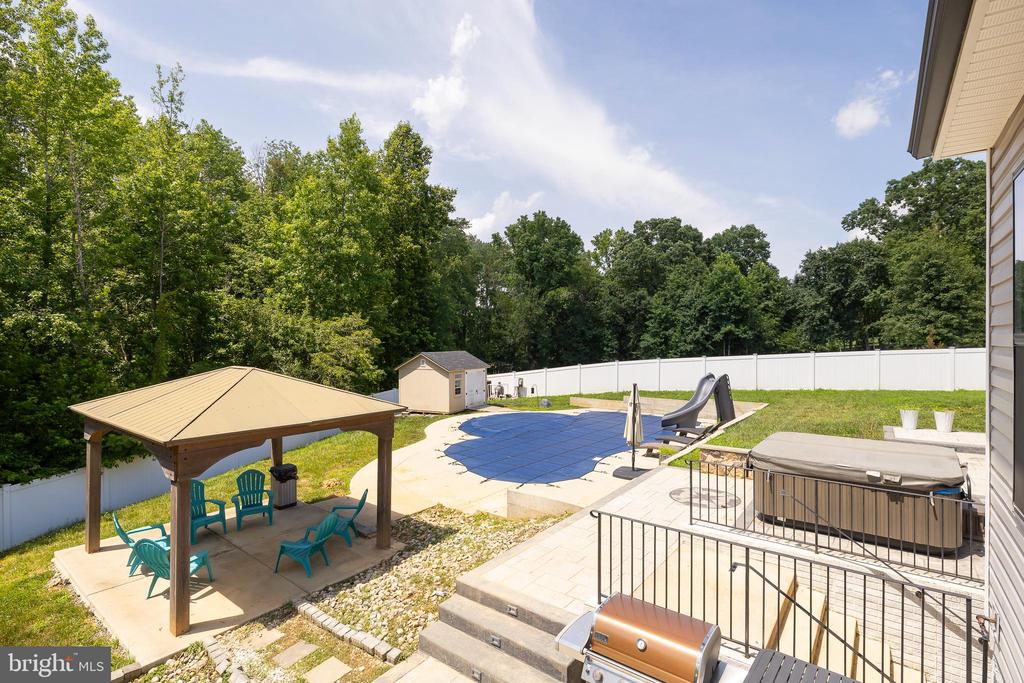 11220 MUNGO MEADOW RD, FREDERICKSBURG, Virginia 22407, 6 Bedrooms Bedrooms, ,5 BathroomsBathrooms,Residential,11220 MUNGO MEADOW RD,VASP2034358 MLS # VASP2034358