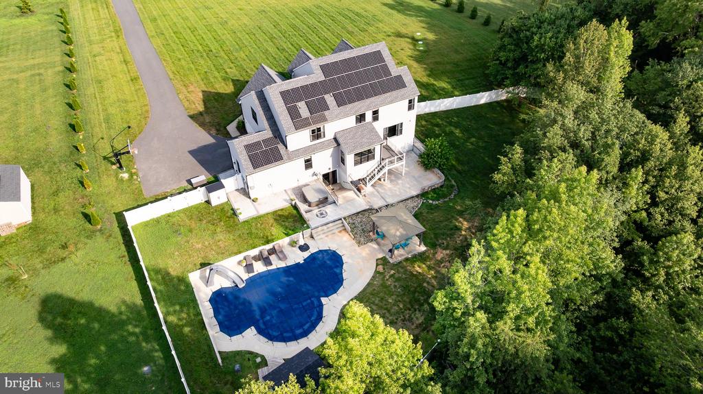 11220 MUNGO MEADOW RD, FREDERICKSBURG, Virginia 22407, 6 Bedrooms Bedrooms, ,5 BathroomsBathrooms,Residential,11220 MUNGO MEADOW RD,VASP2034358 MLS # VASP2034358