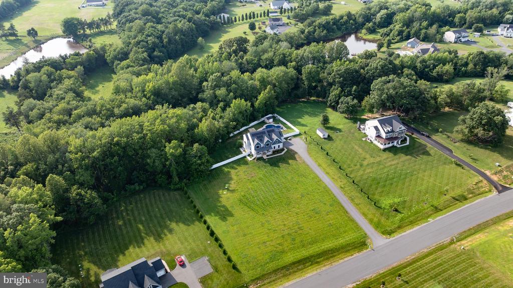 11220 MUNGO MEADOW RD, FREDERICKSBURG, Virginia 22407, 6 Bedrooms Bedrooms, ,5 BathroomsBathrooms,Residential,11220 MUNGO MEADOW RD,VASP2034358 MLS # VASP2034358