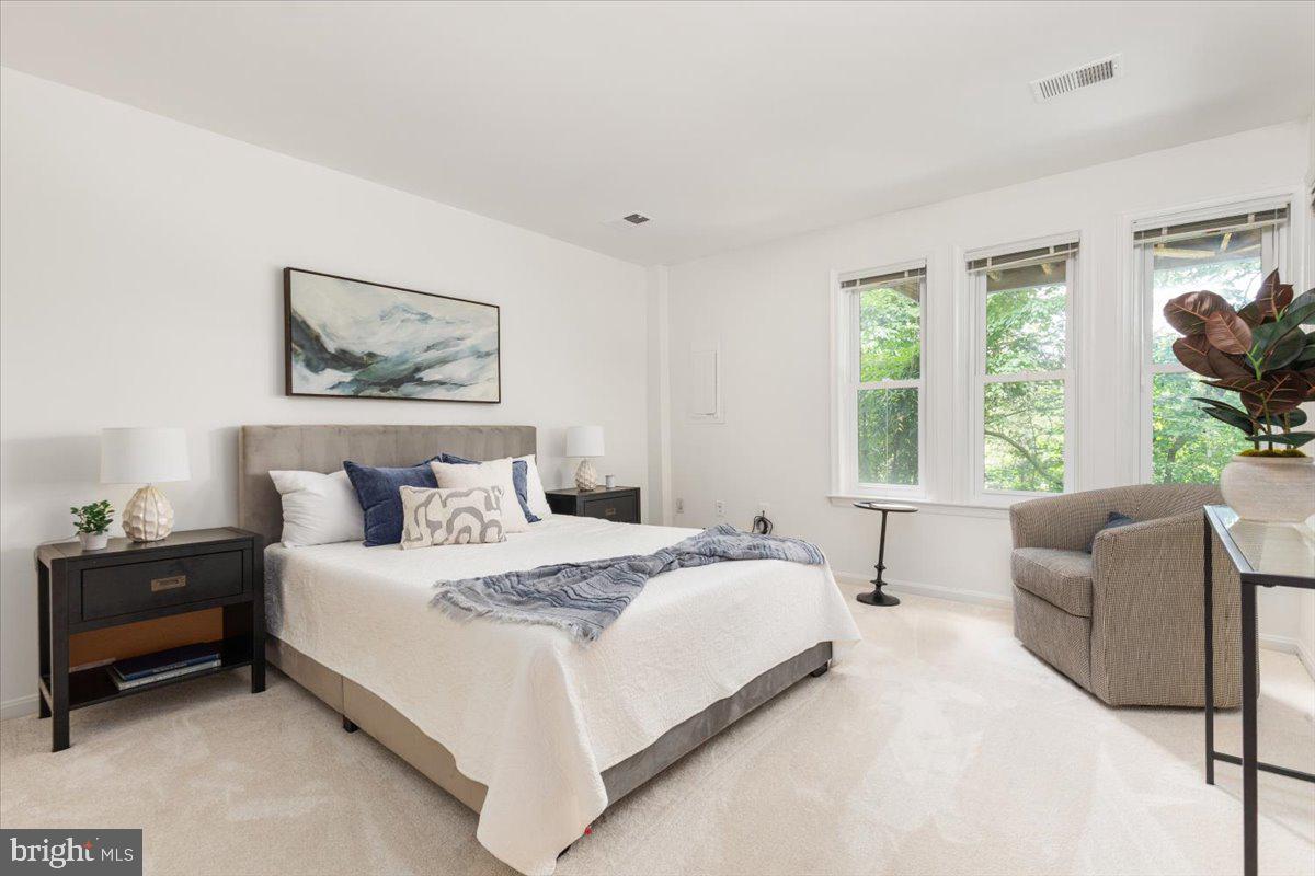 2086 LAKE AUDUBON CT, RESTON, Virginia 20191, 4 Bedrooms Bedrooms, ,3 BathroomsBathrooms,Residential,For sale,2086 LAKE AUDUBON CT,VAFX2240526 MLS # VAFX2240526