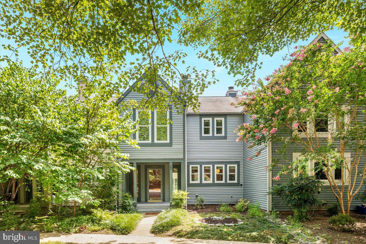 2086 LAKE AUDUBON CT, RESTON, Virginia 20191, 4 Bedrooms Bedrooms, ,3 BathroomsBathrooms,Residential,For sale,2086 LAKE AUDUBON CT,VAFX2240526 MLS # VAFX2240526