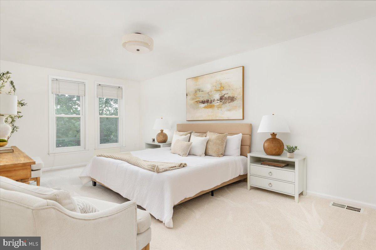 2086 LAKE AUDUBON CT, RESTON, Virginia 20191, 4 Bedrooms Bedrooms, ,3 BathroomsBathrooms,Residential,For sale,2086 LAKE AUDUBON CT,VAFX2240526 MLS # VAFX2240526