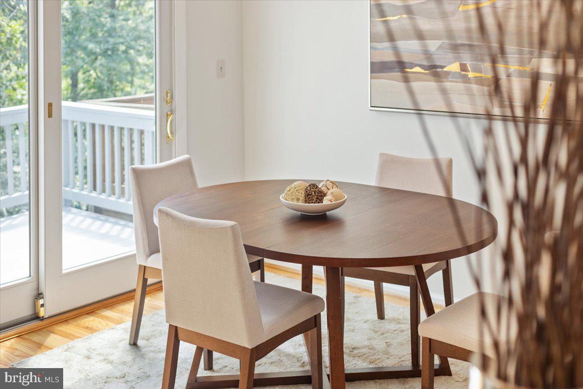 2086 LAKE AUDUBON CT, RESTON, Virginia 20191, 4 Bedrooms Bedrooms, ,3 BathroomsBathrooms,Residential,For sale,2086 LAKE AUDUBON CT,VAFX2240526 MLS # VAFX2240526