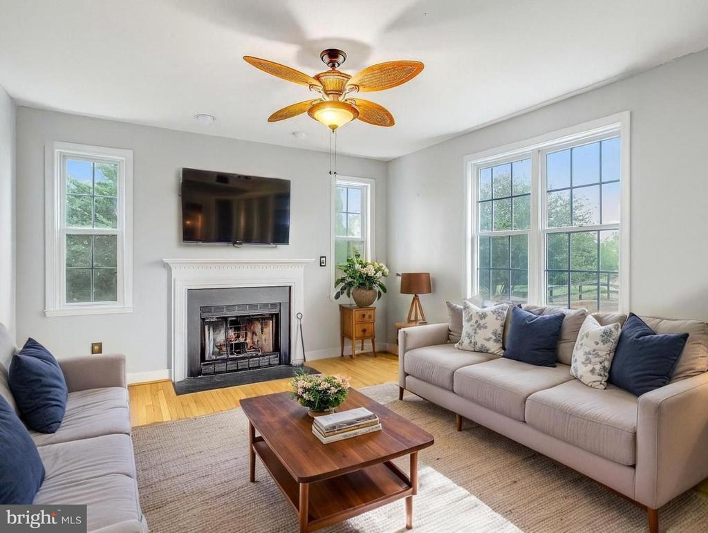 18114 BRENRIDGE DR, BRANDY STATION, Virginia 22714, 4 Bedrooms Bedrooms, ,2 BathroomsBathrooms,Residential,18114 BRENRIDGE DR,VACU2011322 MLS # VACU2011322