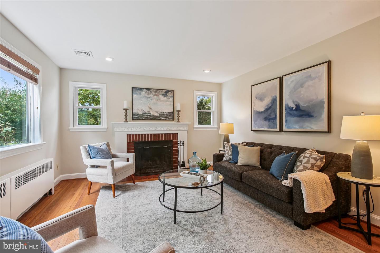 7823 MARTHAS LN, FALLS CHURCH, Virginia 22043, 3 Bedrooms Bedrooms, ,2 BathroomsBathrooms,Residential,For sale,7823 MARTHAS LN,VAFX2247348 MLS # VAFX2247348