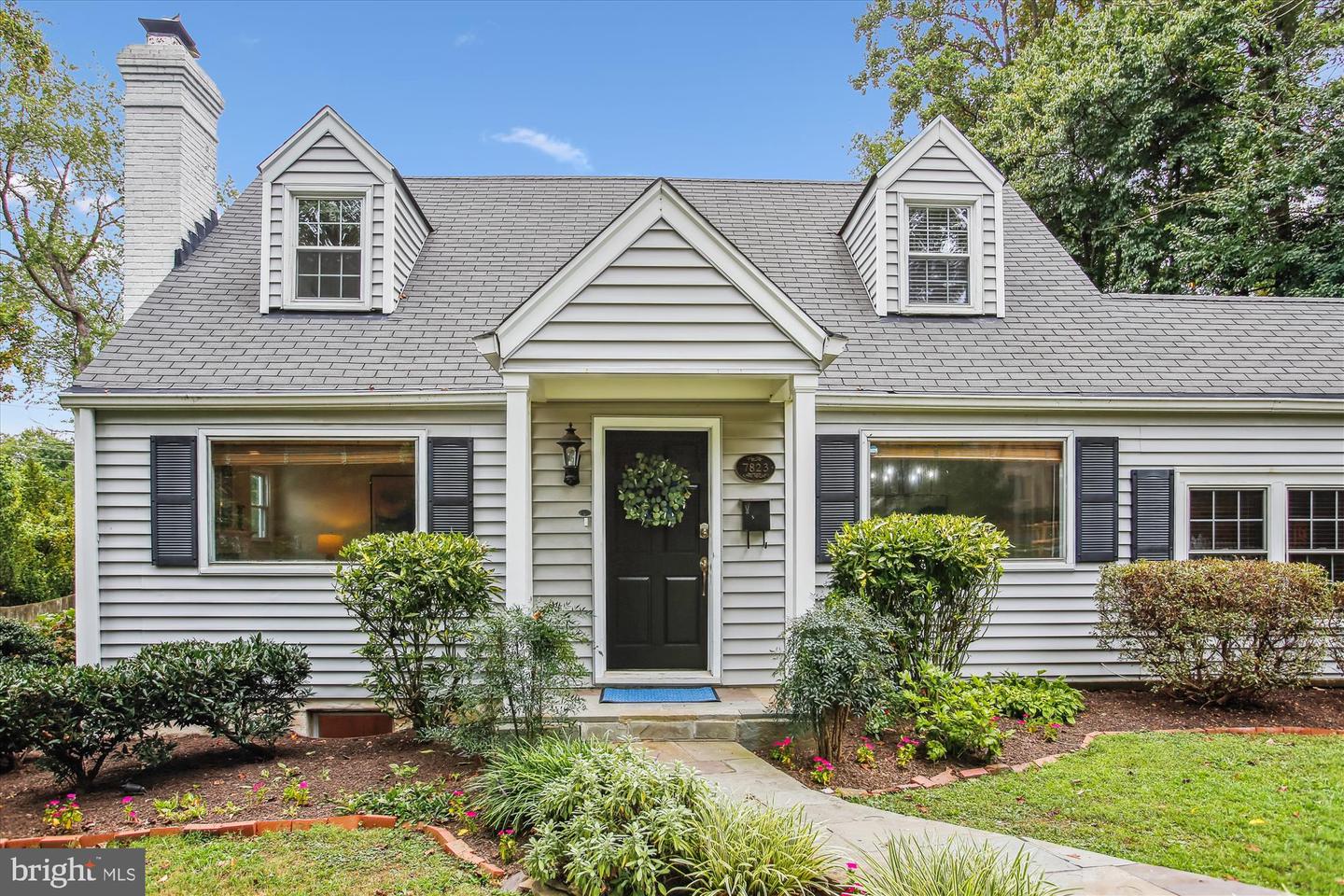 7823 MARTHAS LN, FALLS CHURCH, Virginia 22043, 3 Bedrooms Bedrooms, ,2 BathroomsBathrooms,Residential,For sale,7823 MARTHAS LN,VAFX2247348 MLS # VAFX2247348