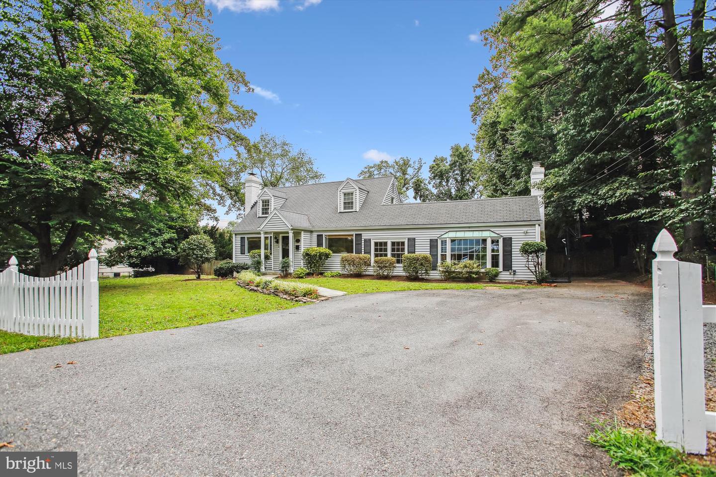 7823 MARTHAS LN, FALLS CHURCH, Virginia 22043, 3 Bedrooms Bedrooms, ,2 BathroomsBathrooms,Residential,For sale,7823 MARTHAS LN,VAFX2247348 MLS # VAFX2247348