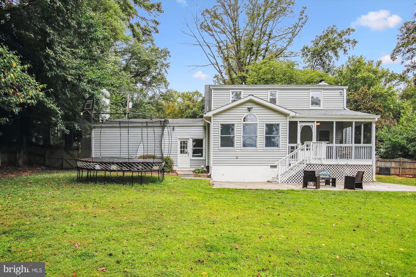 7823 MARTHAS LN, FALLS CHURCH, Virginia 22043, 3 Bedrooms Bedrooms, ,2 BathroomsBathrooms,Residential,For sale,7823 MARTHAS LN,VAFX2247348 MLS # VAFX2247348