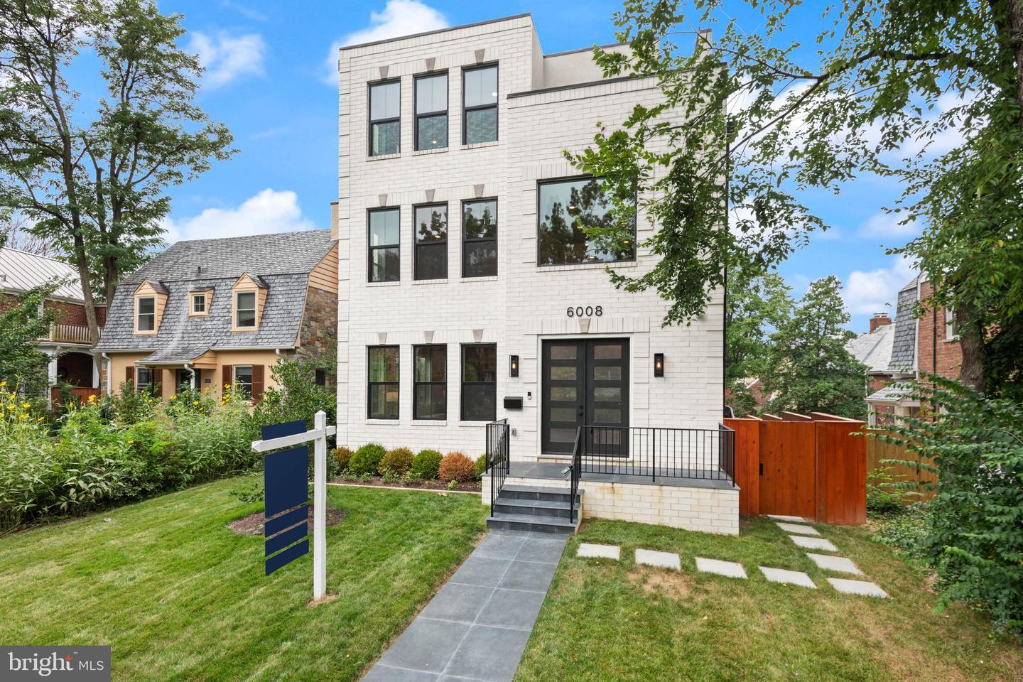 6008 34TH PL NW, WASHINGTON, District Of Columbia 20015, 7 Bedrooms Bedrooms, ,7 BathroomsBathrooms,Residential,For sale,6008 34TH PL NW,DCDC2205808 MLS # DCDC2205808