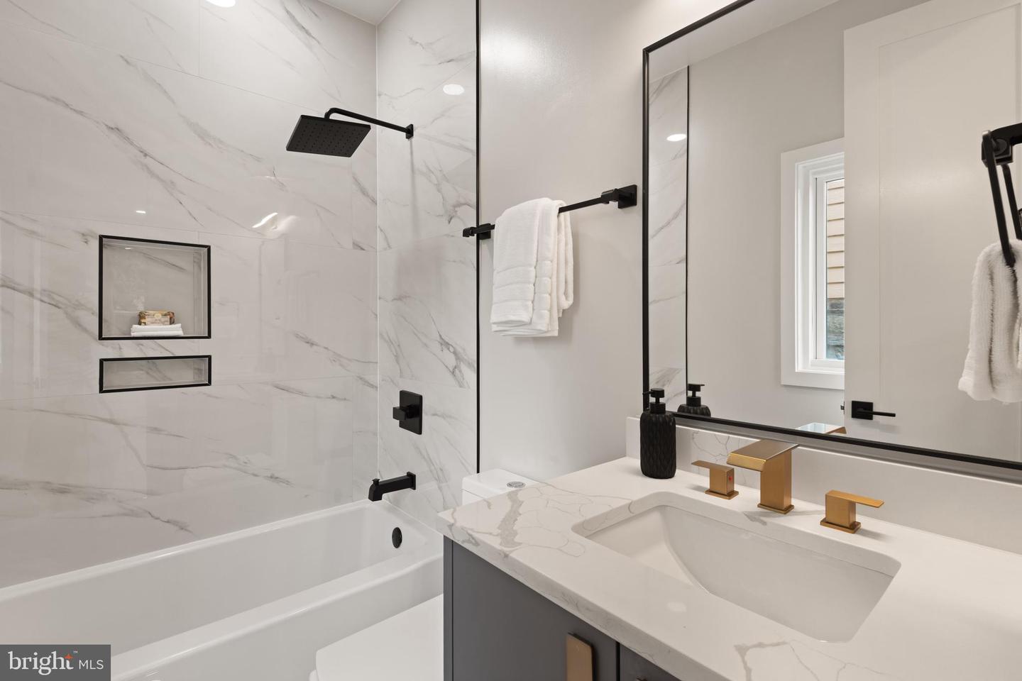 6008 34TH PL NW, WASHINGTON, District Of Columbia 20015, 7 Bedrooms Bedrooms, ,7 BathroomsBathrooms,Residential,For sale,6008 34TH PL NW,DCDC2205808 MLS # DCDC2205808