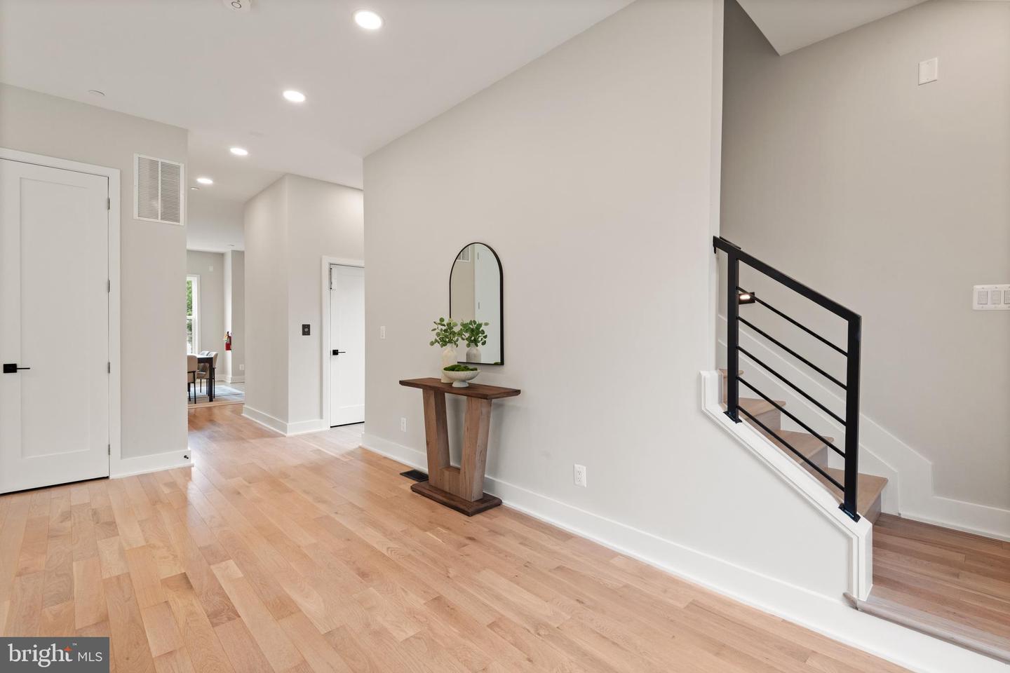 6008 34TH PL NW, WASHINGTON, District Of Columbia 20015, 7 Bedrooms Bedrooms, ,7 BathroomsBathrooms,Residential,For sale,6008 34TH PL NW,DCDC2205808 MLS # DCDC2205808