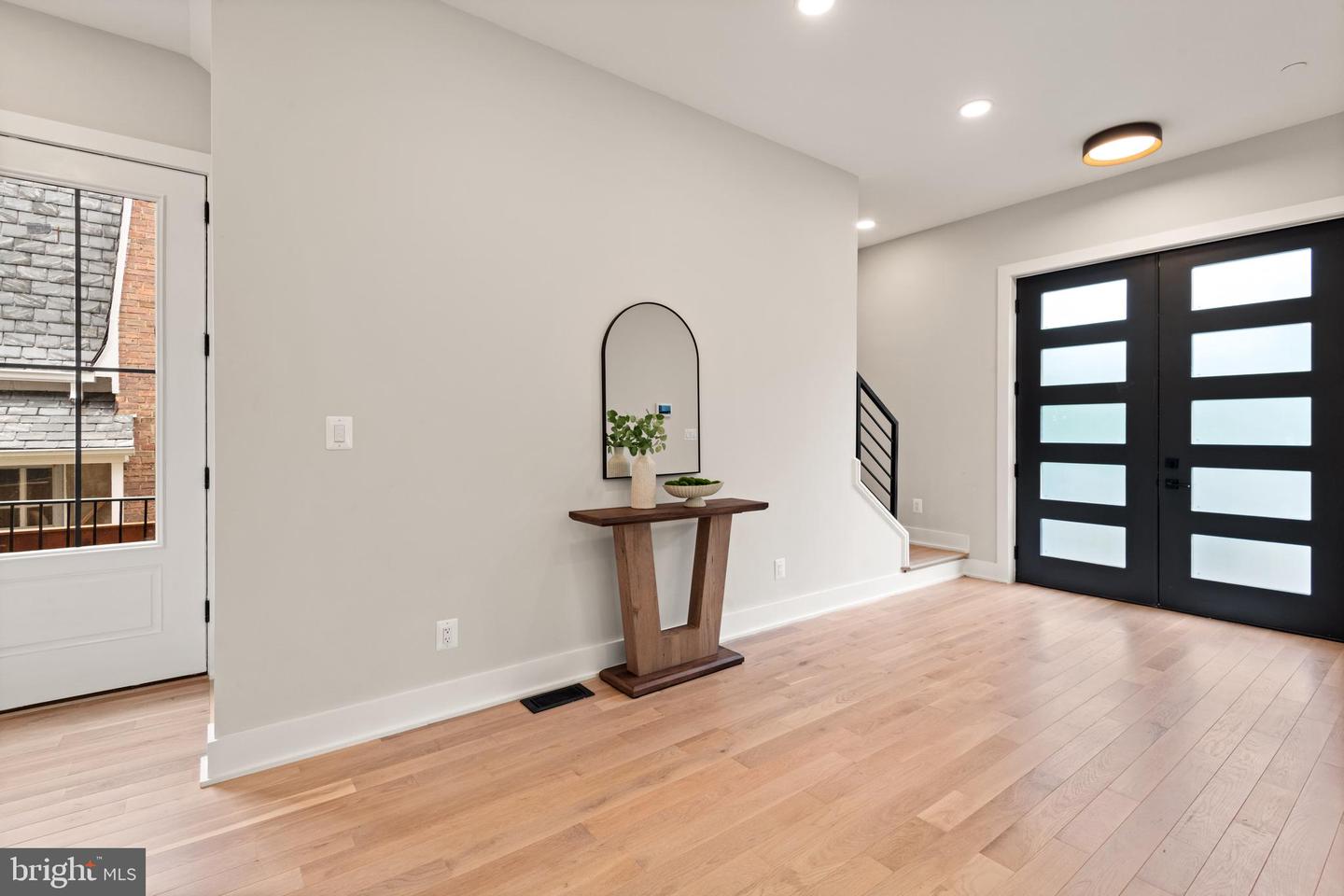 6008 34TH PL NW, WASHINGTON, District Of Columbia 20015, 7 Bedrooms Bedrooms, ,7 BathroomsBathrooms,Residential,For sale,6008 34TH PL NW,DCDC2205808 MLS # DCDC2205808