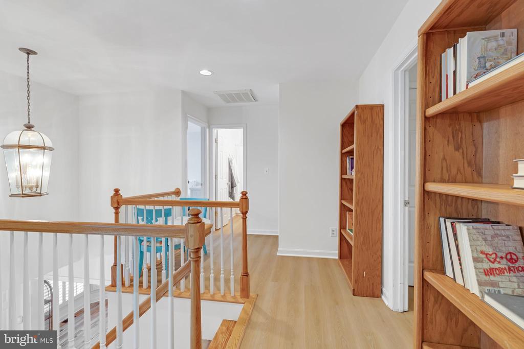 11610 NEW BOND ST, FREDERICKSBURG, Virginia 22408, 4 Bedrooms Bedrooms, ,4 BathroomsBathrooms,Residential,11610 NEW BOND ST,VASP2035568 MLS # VASP2035568