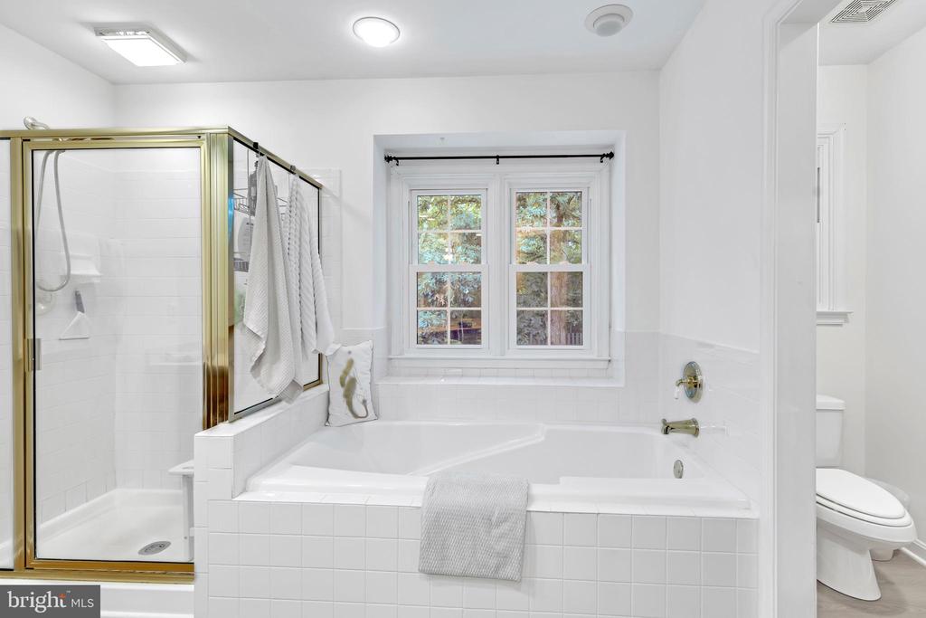 11610 NEW BOND ST, FREDERICKSBURG, Virginia 22408, 4 Bedrooms Bedrooms, ,4 BathroomsBathrooms,Residential,11610 NEW BOND ST,VASP2035568 MLS # VASP2035568