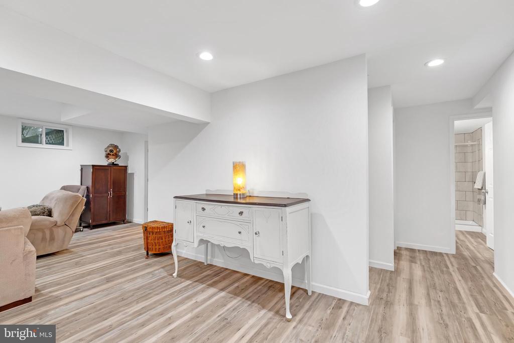 11610 NEW BOND ST, FREDERICKSBURG, Virginia 22408, 4 Bedrooms Bedrooms, ,4 BathroomsBathrooms,Residential,11610 NEW BOND ST,VASP2035568 MLS # VASP2035568
