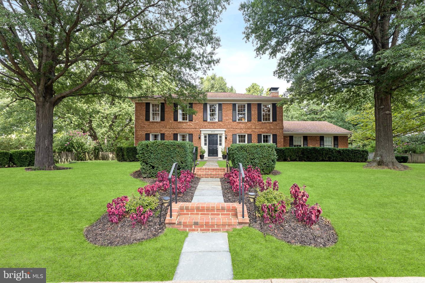 4203 MAPLE TREE CT, ALEXANDRIA, Virginia 22304, 4 Bedrooms Bedrooms, 13 Rooms Rooms,2 BathroomsBathrooms,Residential,For sale,4203 MAPLE TREE CT,VAAX2046672 MLS # VAAX2046672