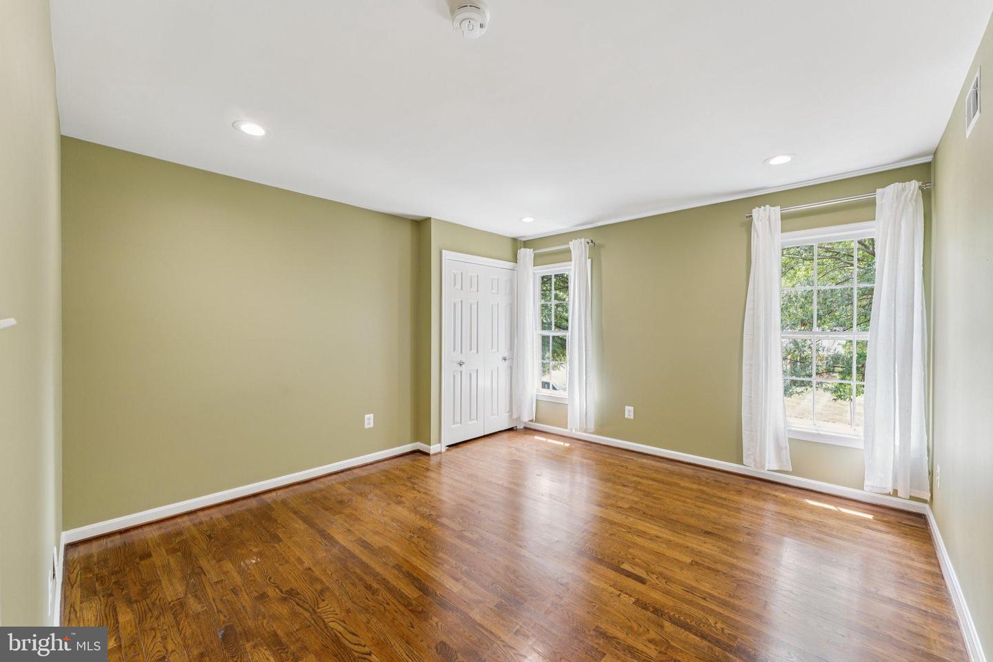 4203 MAPLE TREE CT, ALEXANDRIA, Virginia 22304, 4 Bedrooms Bedrooms, 13 Rooms Rooms,2 BathroomsBathrooms,Residential,For sale,4203 MAPLE TREE CT,VAAX2046672 MLS # VAAX2046672