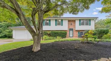 15085 GREENMOUNT DR, WOODBRIDGE, Virginia 22193, 4 Bedrooms Bedrooms, ,2 BathroomsBathrooms,Residential,For sale,15085 GREENMOUNT DR,VAPW2097640 MLS # VAPW2097640