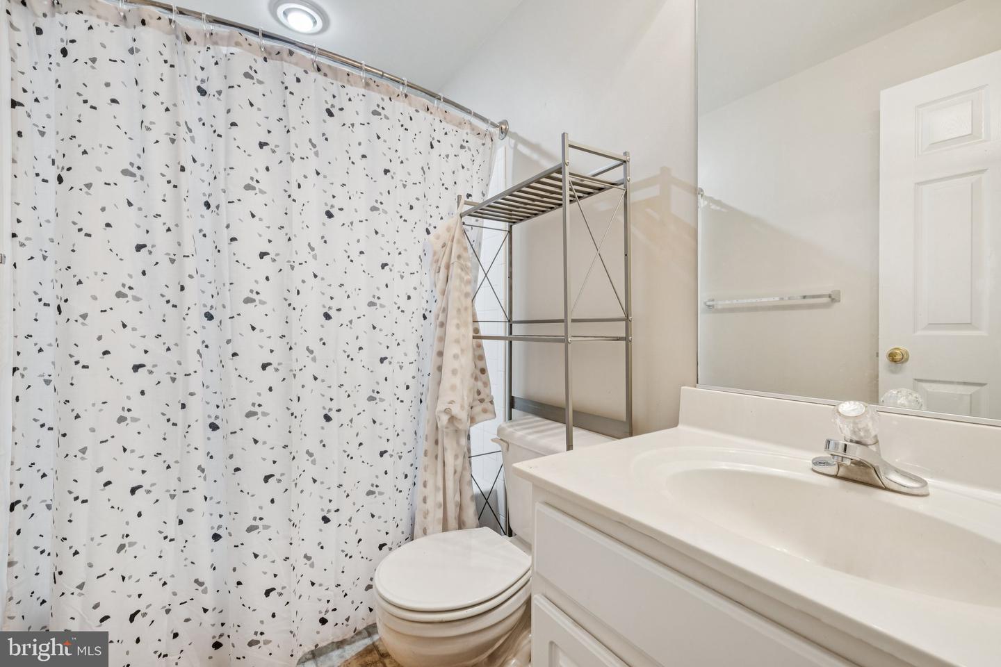 13174 KIRKMICHAEL TER, BRISTOW, Virginia 20136, 3 Bedrooms Bedrooms, ,3 BathroomsBathrooms,Residential,For sale,13174 KIRKMICHAEL TER,VAPW2097996 MLS # VAPW2097996