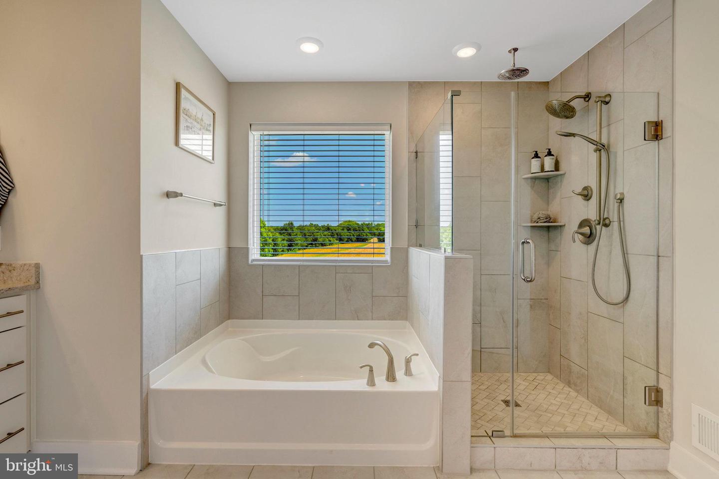 12120 PARKGATE DR, NOKESVILLE, Virginia 20181, 5 Bedrooms Bedrooms, ,4 BathroomsBathrooms,Residential,For sale,12120 PARKGATE DR,VAPW2098240 MLS # VAPW2098240