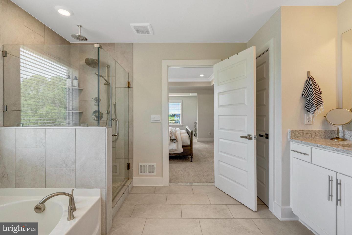 12120 PARKGATE DR, NOKESVILLE, Virginia 20181, 5 Bedrooms Bedrooms, ,4 BathroomsBathrooms,Residential,For sale,12120 PARKGATE DR,VAPW2098240 MLS # VAPW2098240