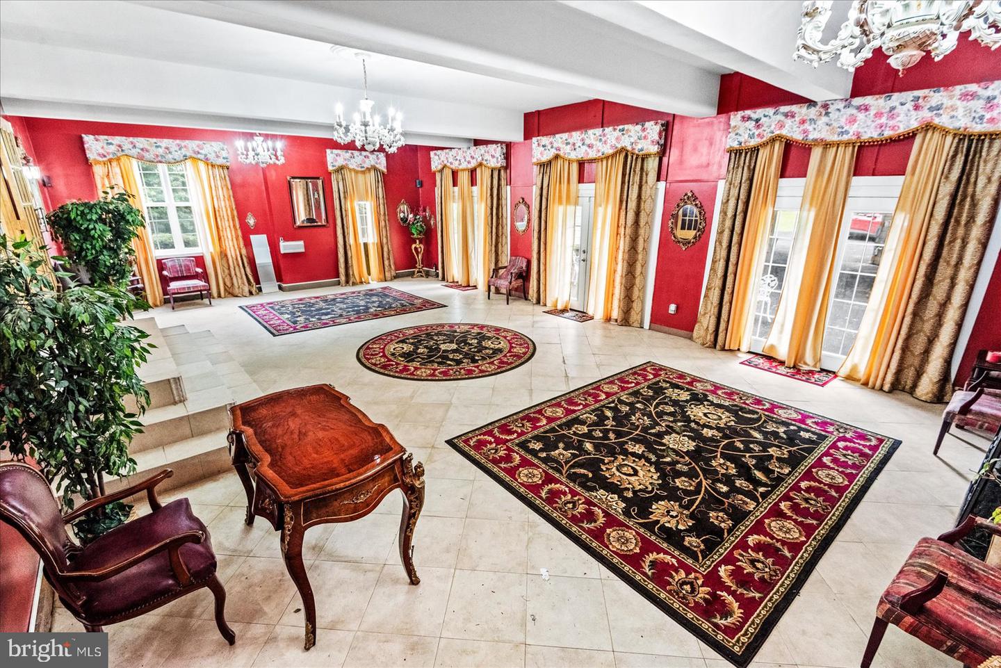 21 WENTWORTH DR, FREDERICKSBURG, Virginia 22406, 7 Bedrooms Bedrooms, ,5 BathroomsBathrooms,Residential,For sale,21 WENTWORTH DR,VAST2040450 MLS # VAST2040450