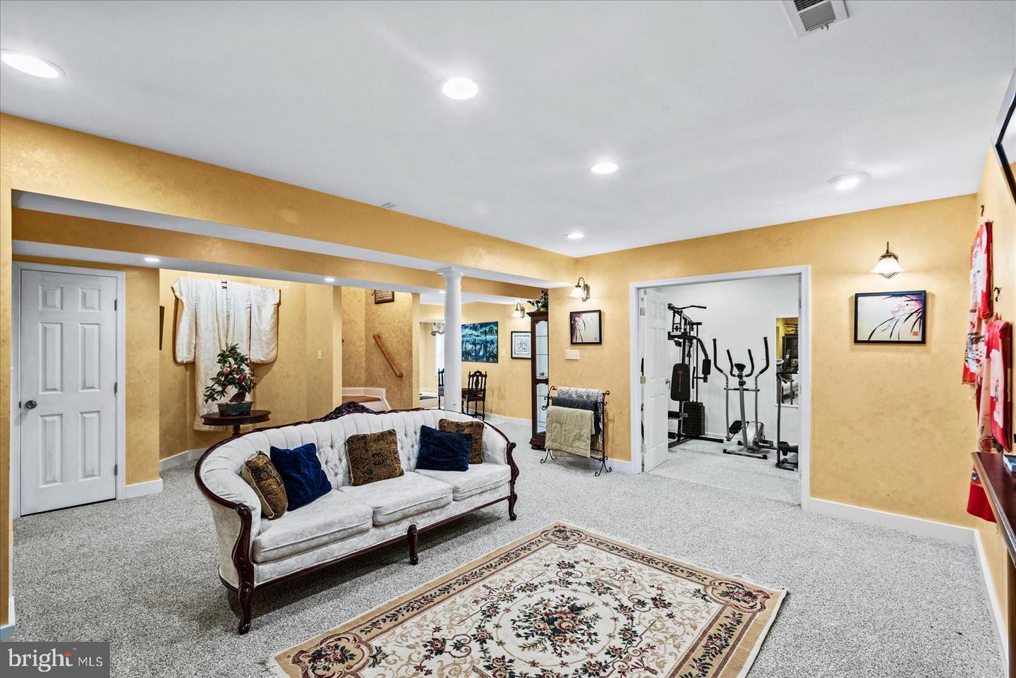 21 WENTWORTH DR, FREDERICKSBURG, Virginia 22406, 7 Bedrooms Bedrooms, ,5 BathroomsBathrooms,Residential,For sale,21 WENTWORTH DR,VAST2040450 MLS # VAST2040450