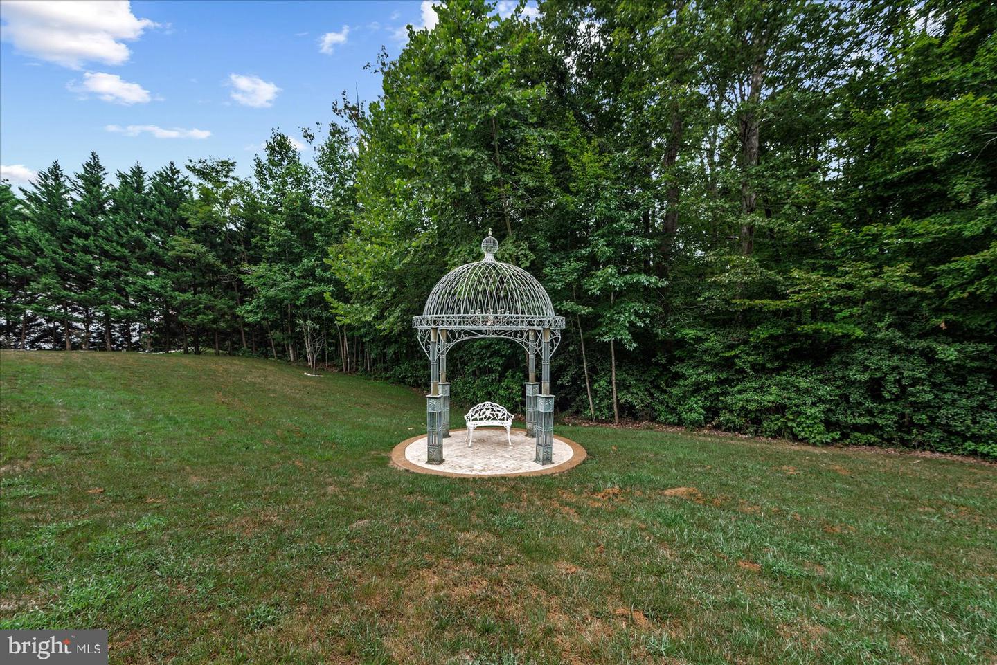 21 WENTWORTH DR, FREDERICKSBURG, Virginia 22406, 7 Bedrooms Bedrooms, ,5 BathroomsBathrooms,Residential,For sale,21 WENTWORTH DR,VAST2040450 MLS # VAST2040450