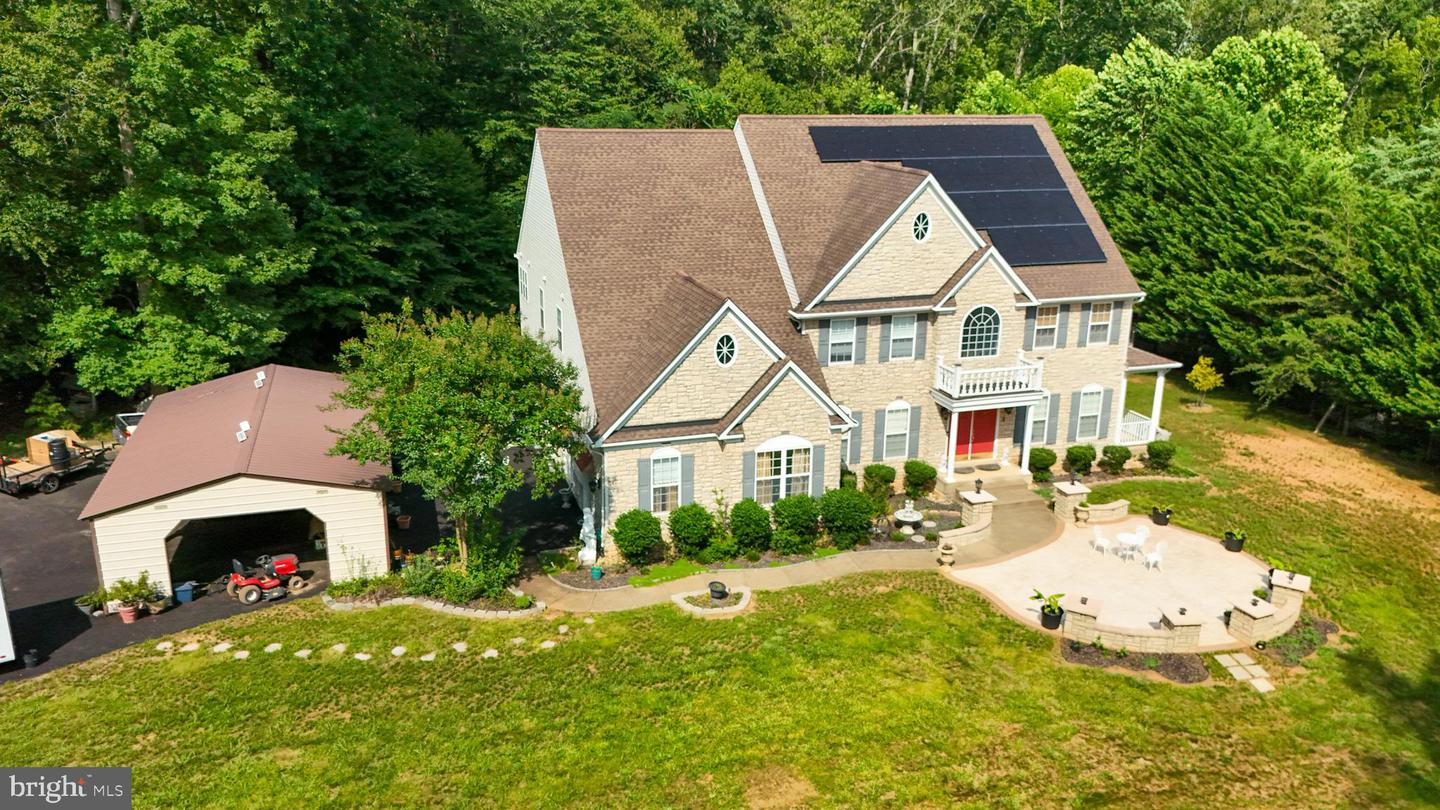 21 WENTWORTH DR, FREDERICKSBURG, Virginia 22406, 7 Bedrooms Bedrooms, ,5 BathroomsBathrooms,Residential,For sale,21 WENTWORTH DR,VAST2040450 MLS # VAST2040450