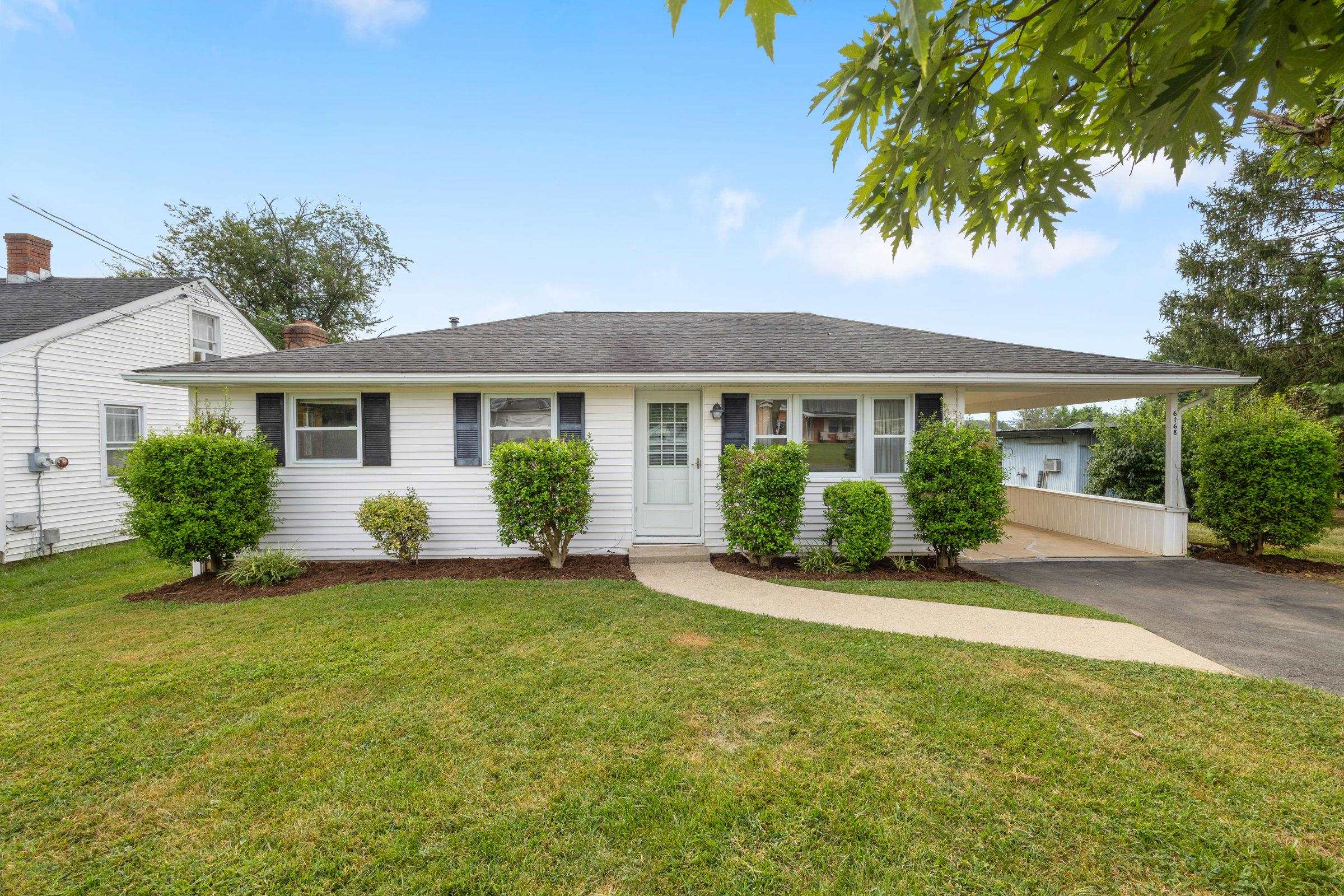 6168 MOORE AVE, MOUNT JACKSON, Virginia 22842, 2 Bedrooms Bedrooms, ,1 BathroomBathrooms,Residential,6168 MOORE AVE,668131 MLS # 668131