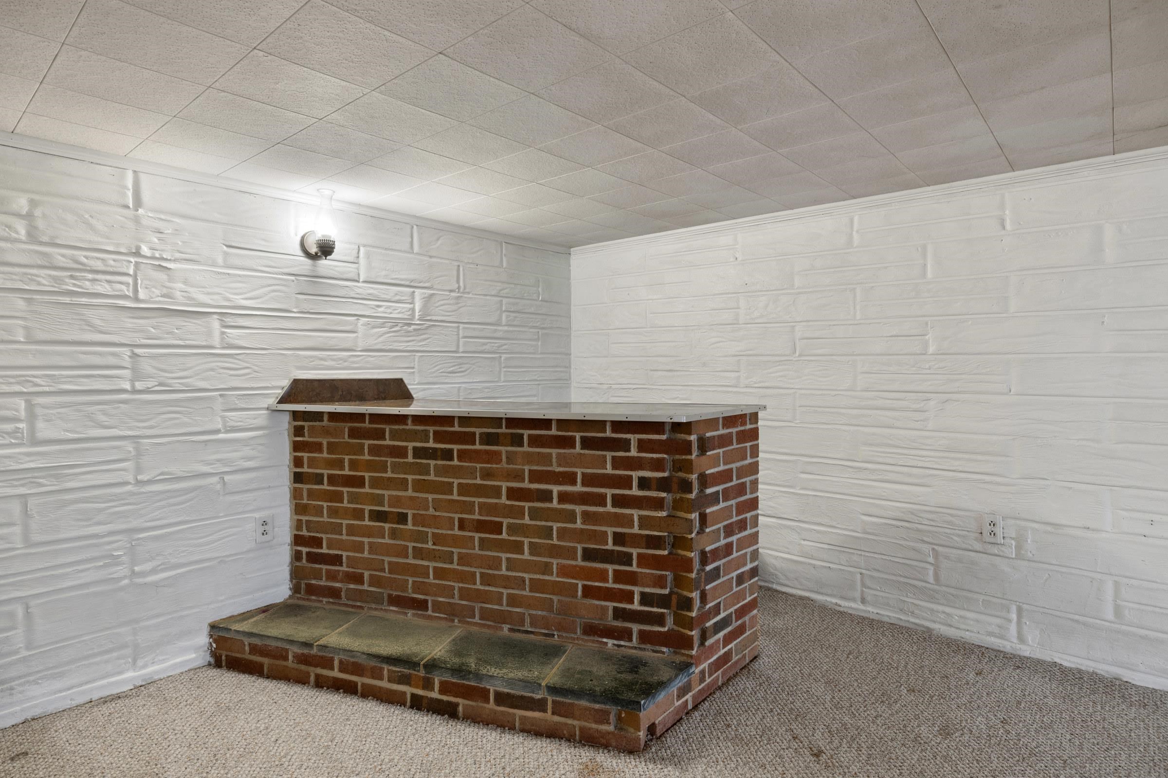 6168 MOORE AVE, MOUNT JACKSON, Virginia 22842, 2 Bedrooms Bedrooms, ,1 BathroomBathrooms,Residential,6168 MOORE AVE,668131 MLS # 668131