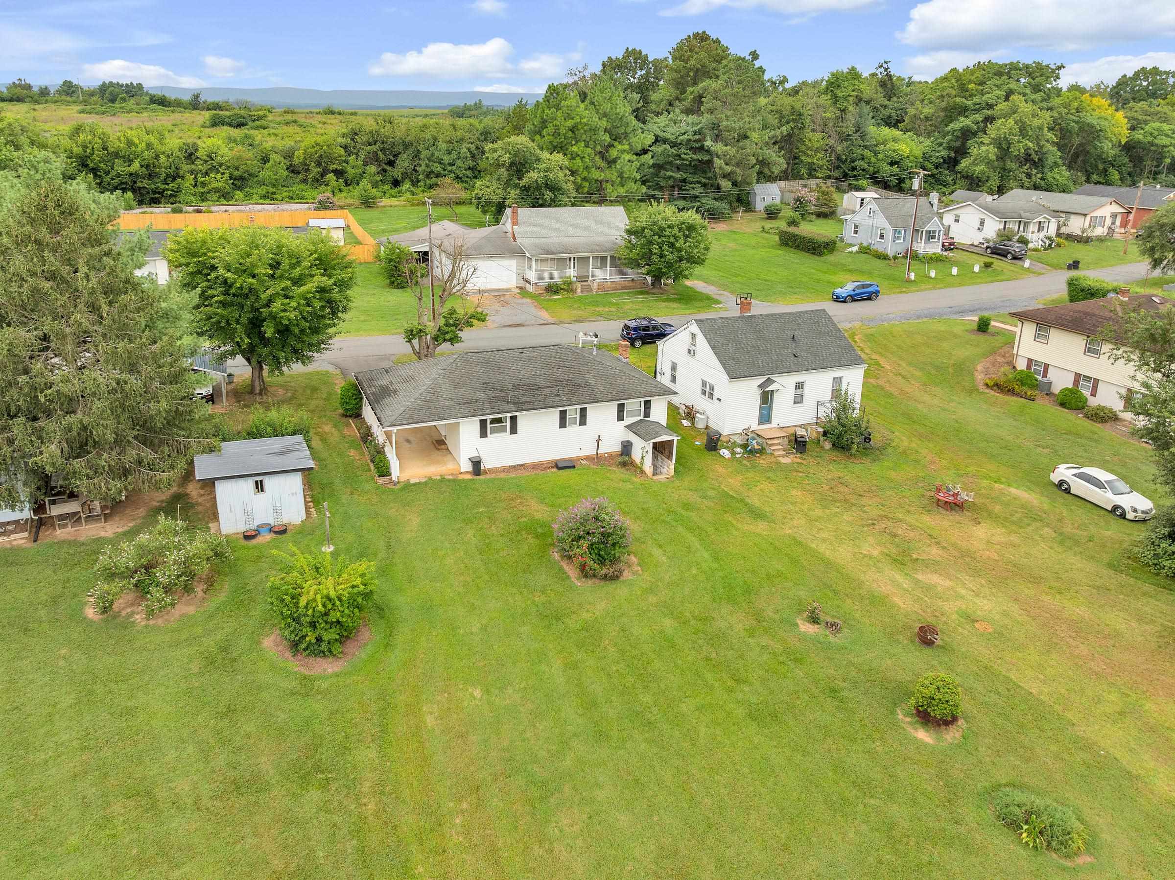 6168 MOORE AVE, MOUNT JACKSON, Virginia 22842, 2 Bedrooms Bedrooms, ,1 BathroomBathrooms,Residential,6168 MOORE AVE,668131 MLS # 668131